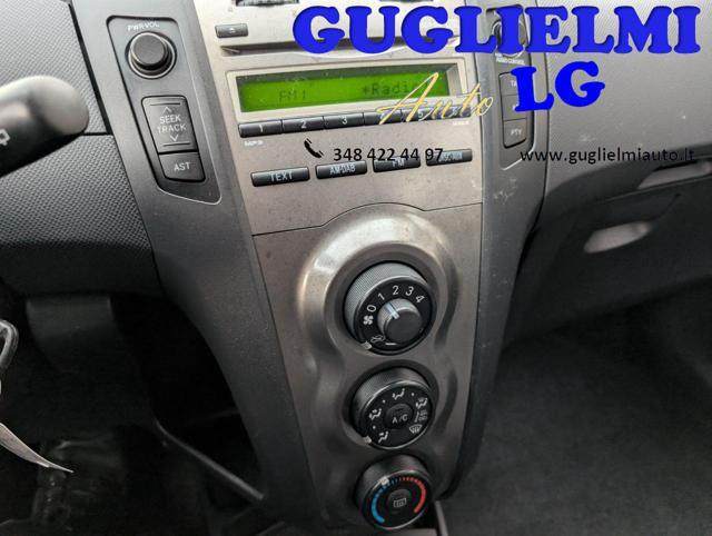TOYOTA Yaris 1.3 5 porte Sol NEOPATENTATI