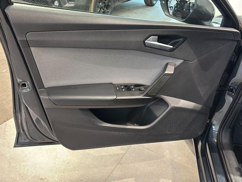 SEAT Leon 1.0 eTSI 81KW STYLE DSG