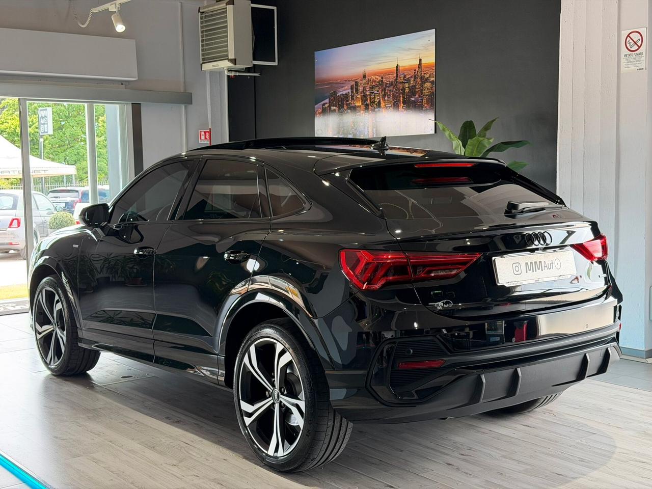 Audi Q3 SPB 35 TDI quattro S-Tronic S-Line Identity Black