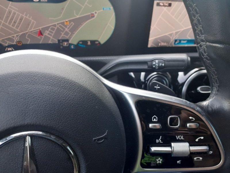 Mercedes-Benz Classe A A 180 d Automatic Premium CERCHI 19" AMG KM CERTIFICATI