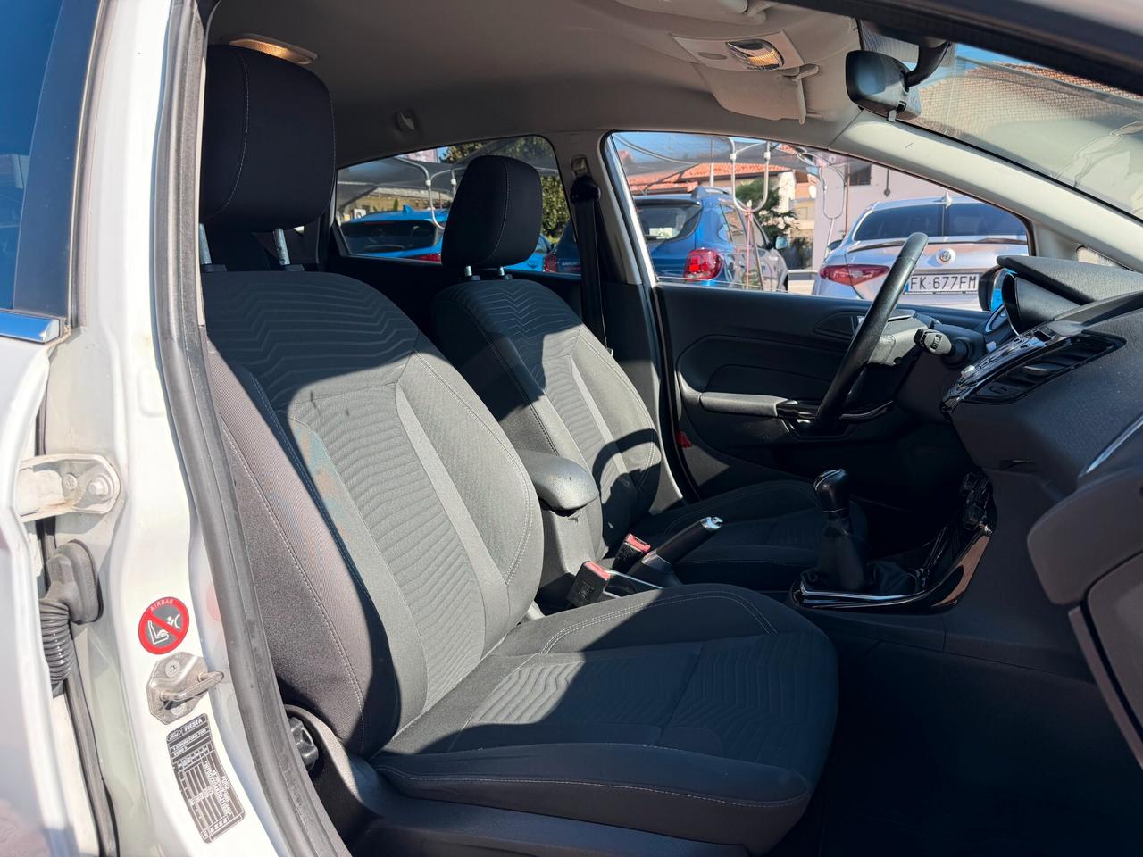 Ford Fiesta 1.5 TDCi 75CV 5 porte Titanium