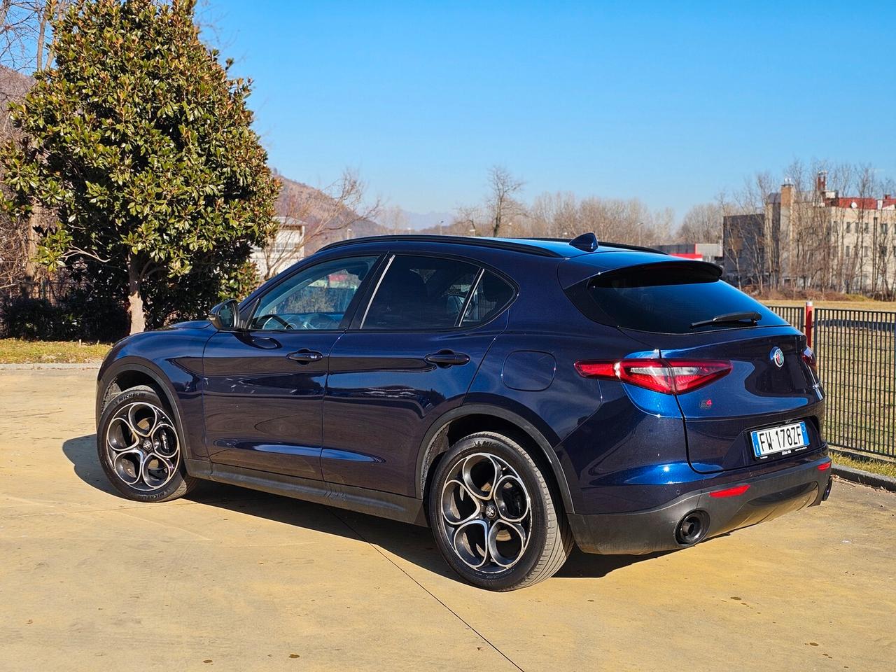 Alfa Romeo Stelvio 2.2 210 CV AT8 Q4 Executive MOTORE NUOVO