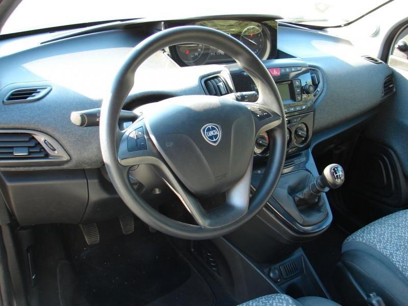 Lancia Ypsilon 1.0 FireFly Hybrid Ecochic Silver *NEOPATENTATI*UNIPRO*