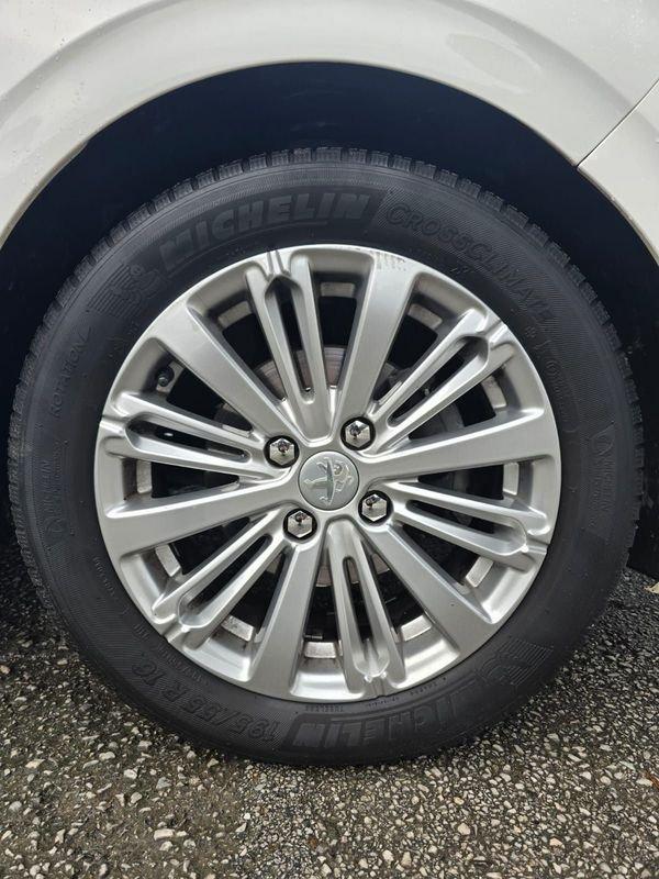 Peugeot 208 82 5 porte Active