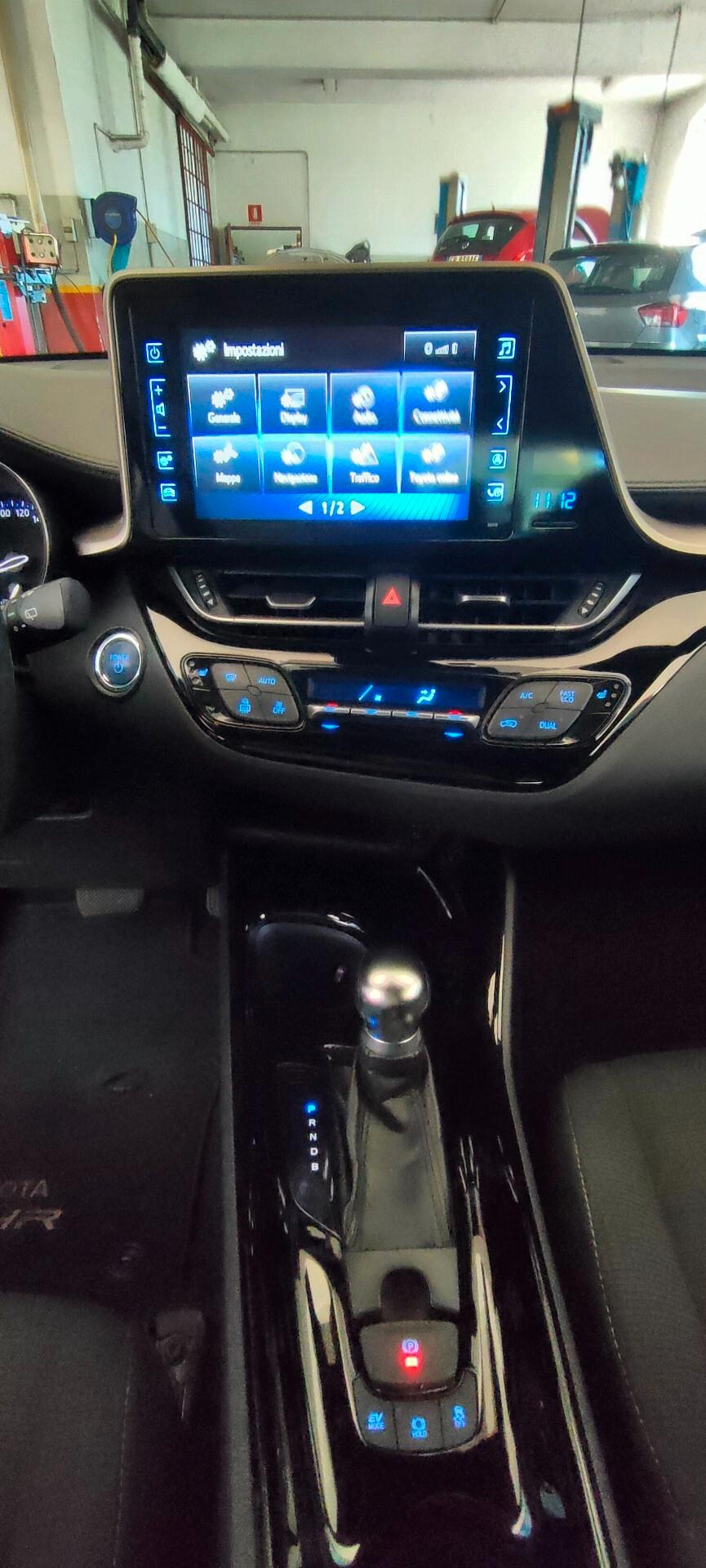 Toyota C-HR 1.8 Hybrid E-CVT Trend