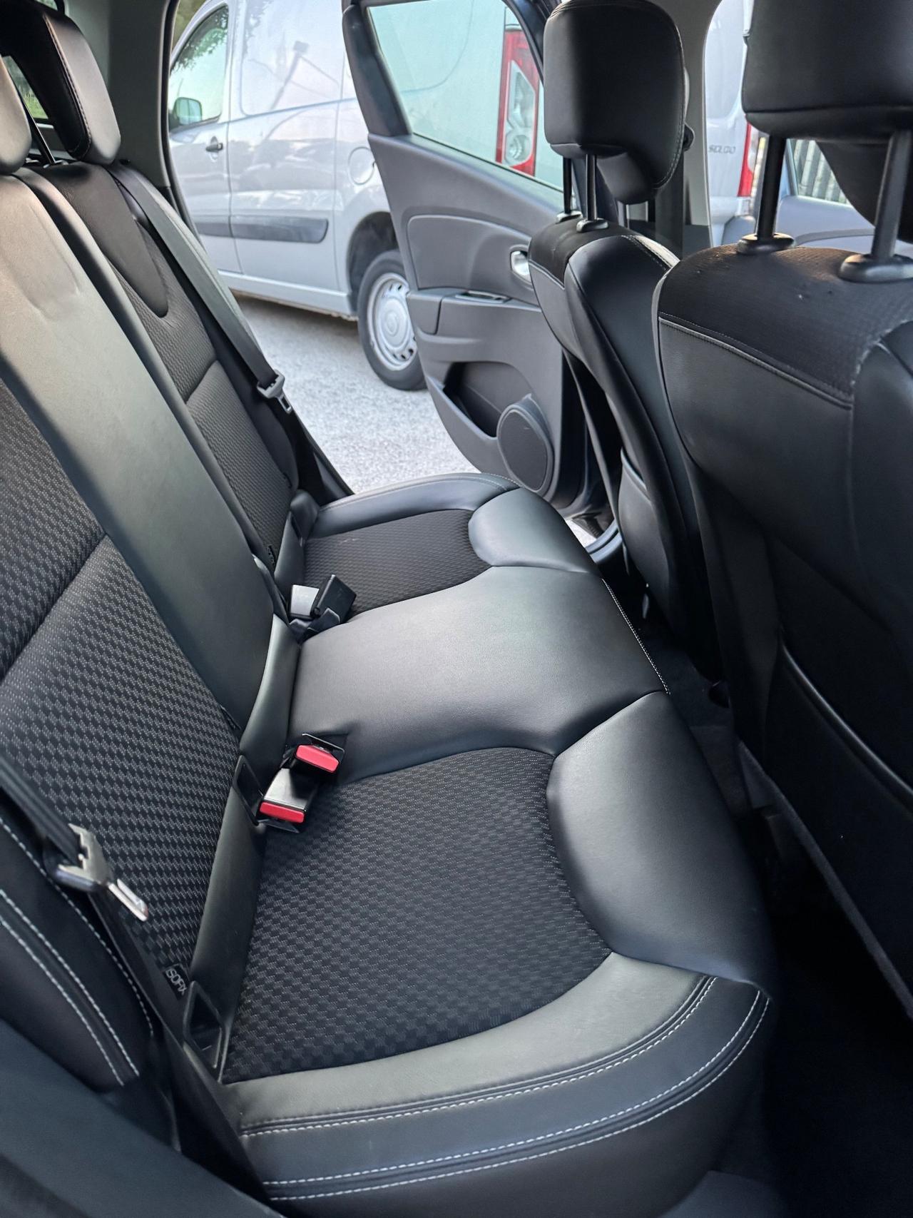 Renault Clio Sporter dCi 8V 75 CV Duel2