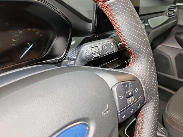 Ford Focus 1.0 EcoBoost 125cv 5p ST-Line + Navi + Led