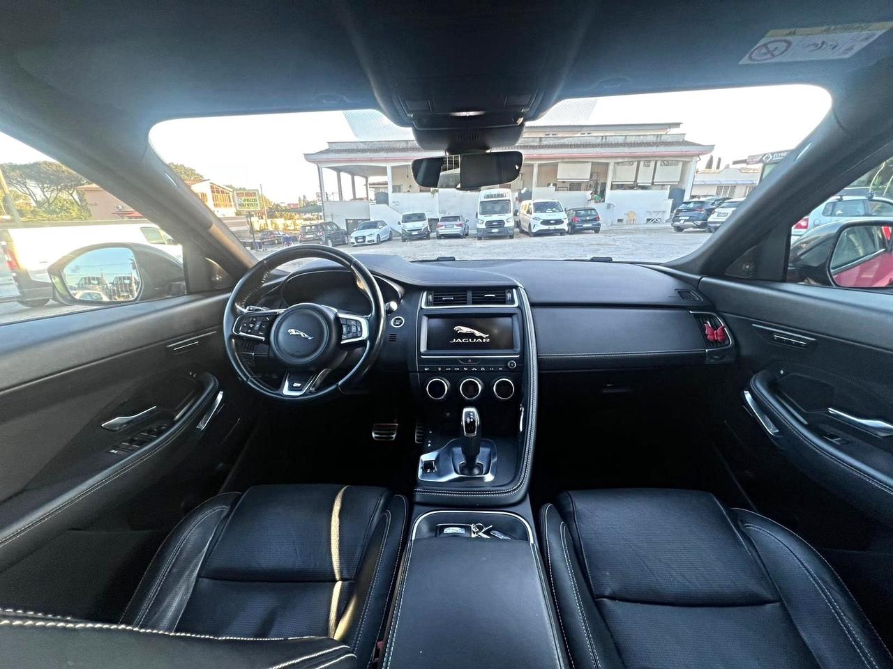 Jaguar E-Pace 2.0D 150 CV AWD aut. R-Dynamic HSE