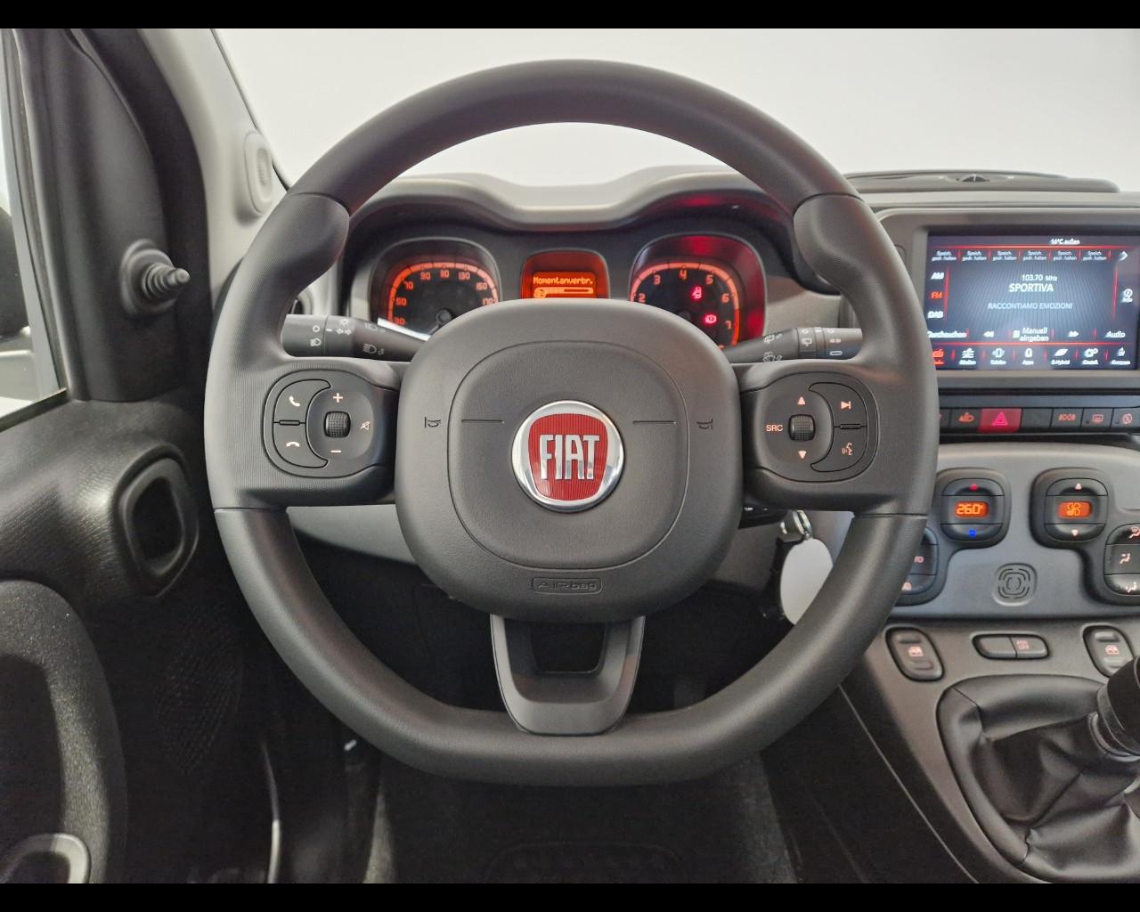 FIAT Panda III 2021 Cross - Panda 1.0 firefly hybrid Cross s&s 70cv 5p.ti