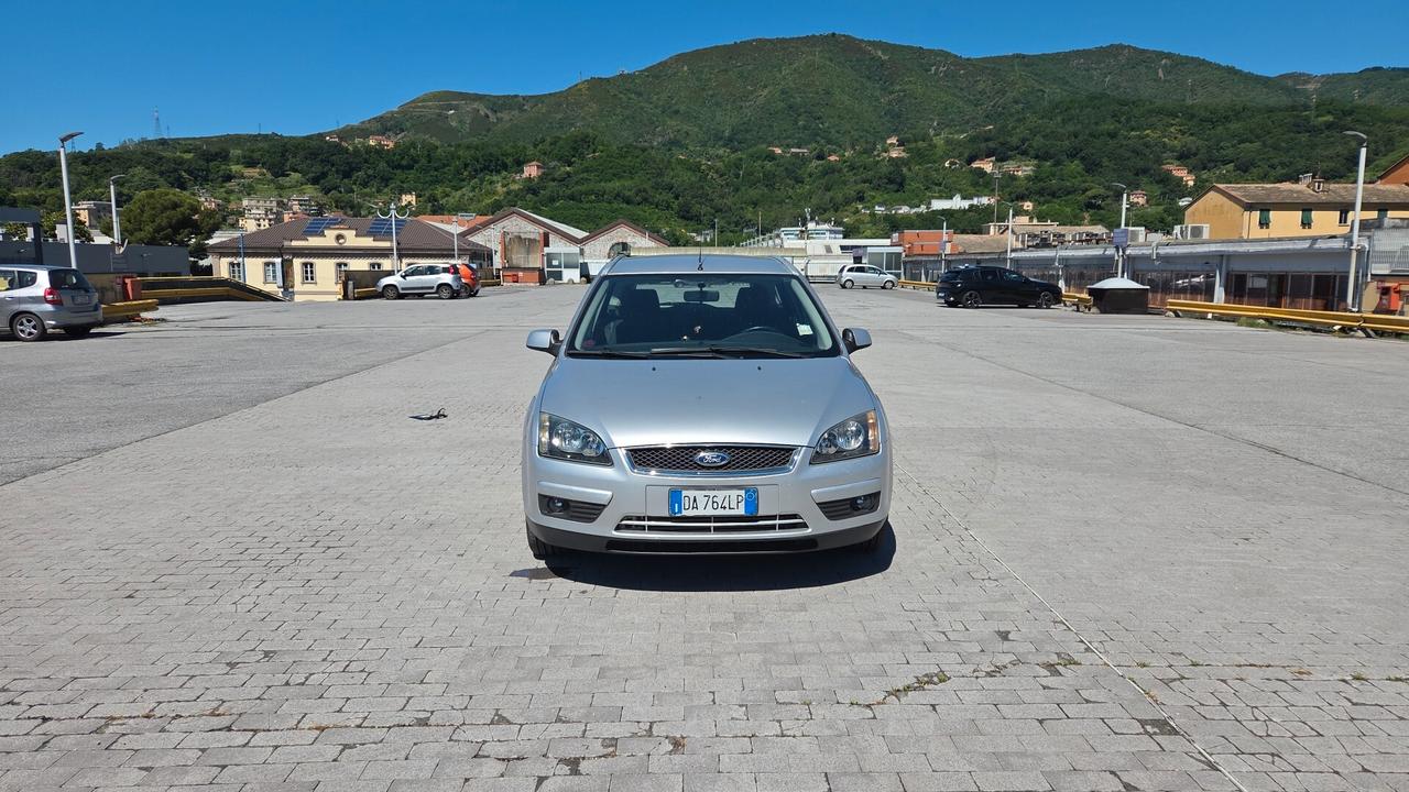 FORD FOCUS SW 1.6 TDCI – 154.000 KM – GARANZIA 12 MESI – € 2.3909