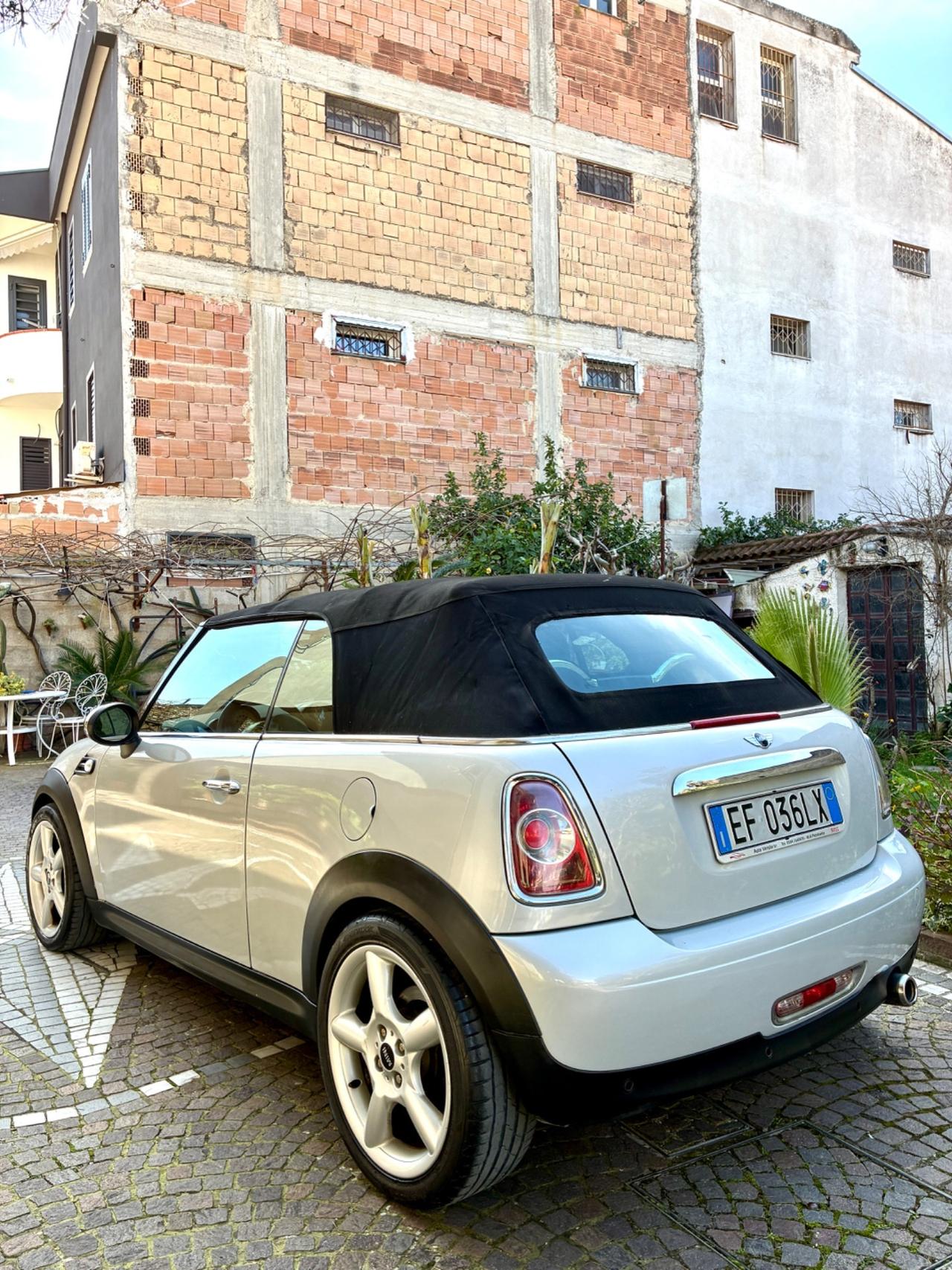 Mini 1.6 16V Cooper D Cabrio