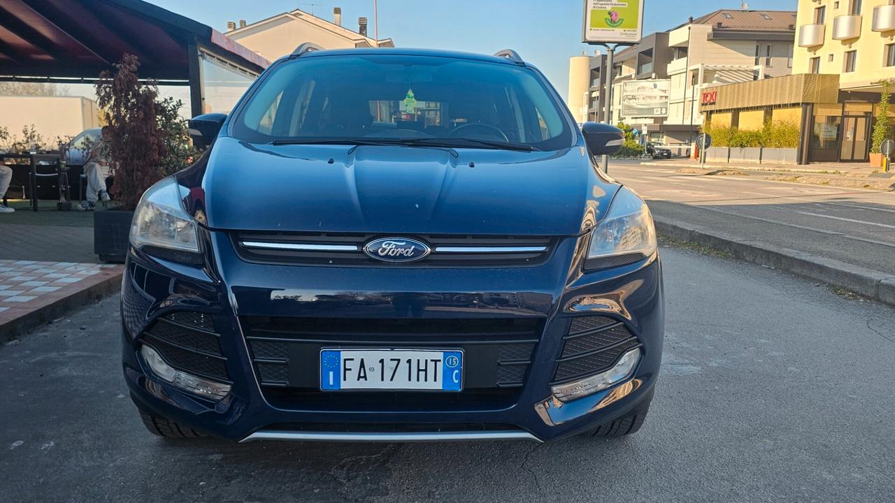 Ford Kuga 2.0 TDCI 120 CV S&S 2WD Titanium