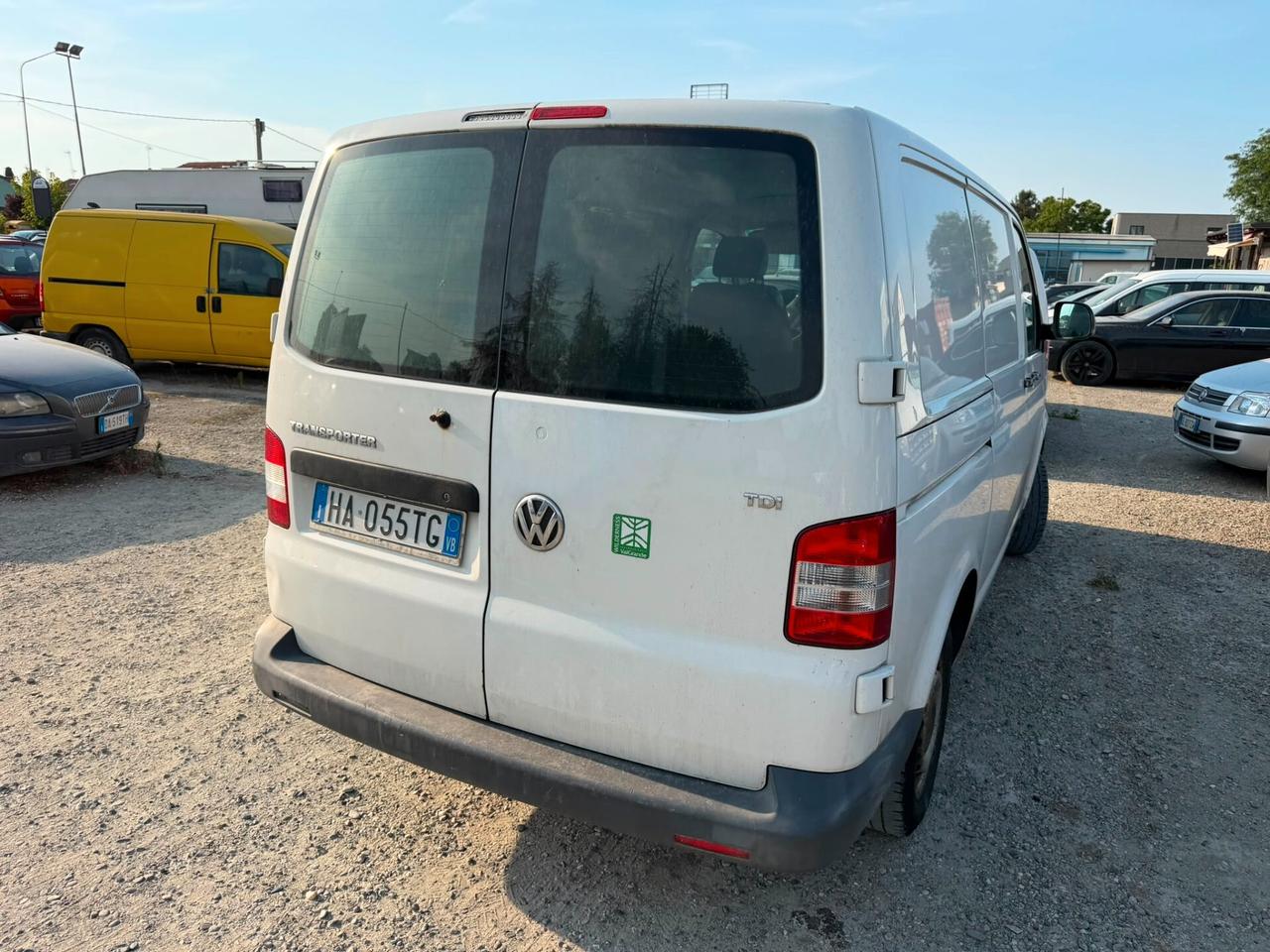 Volkswagen 5A 2.0 TDI 102CV PC FURGONE anno 2010
