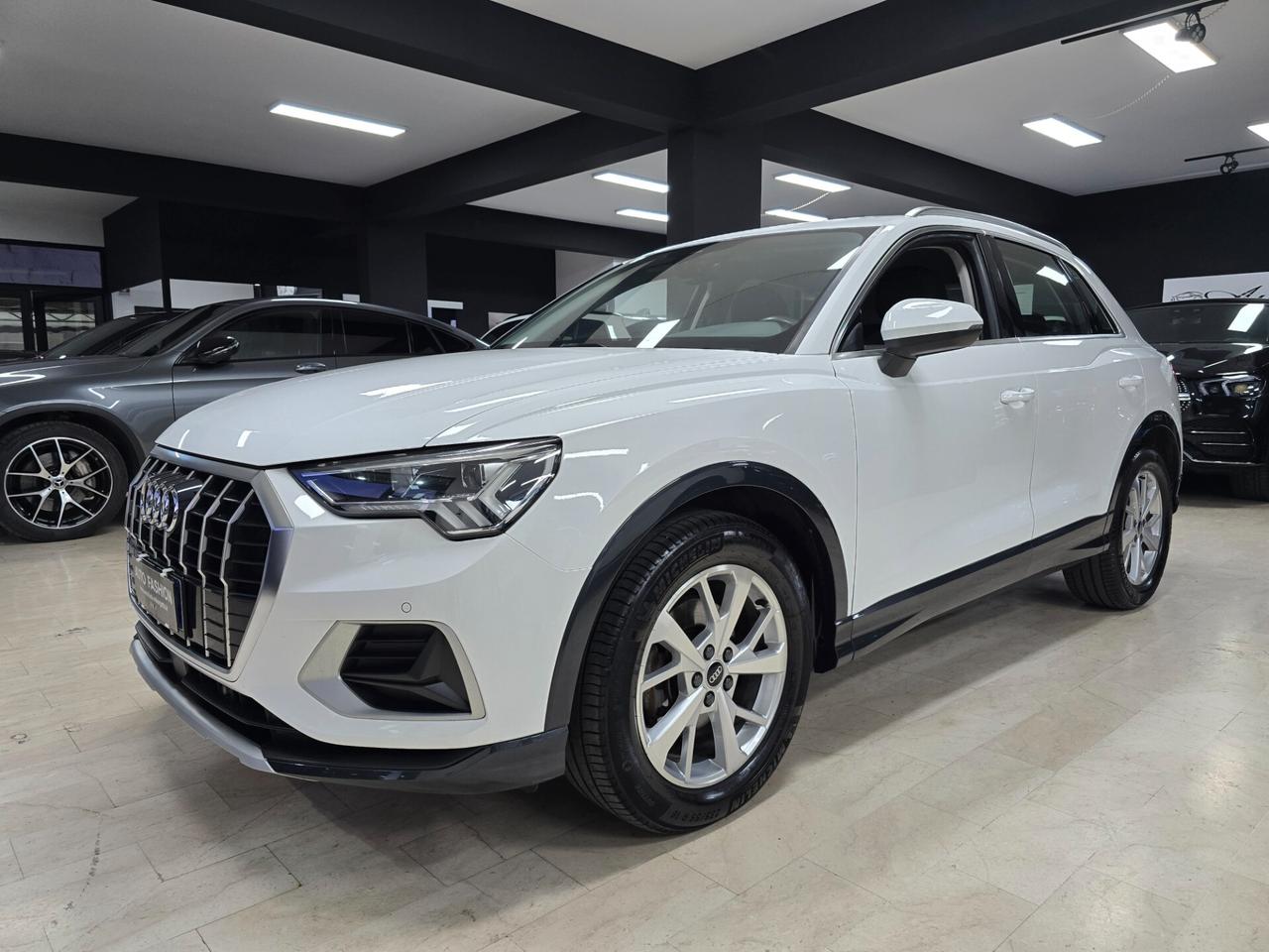 Audi Q3 35 TDI S tronic Business Advanced