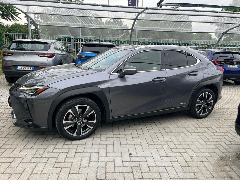 Lexus UX Hybrid 4WD Executive