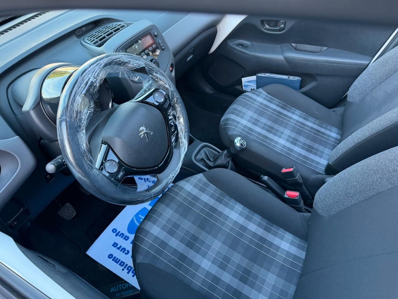 Peugeot 108 VTi 72 5 porte Allure