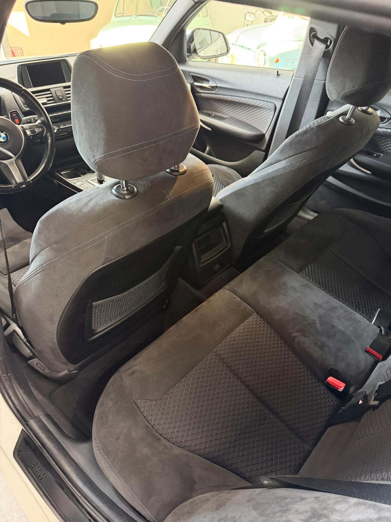 Bmw 118 118d 5p. Msport