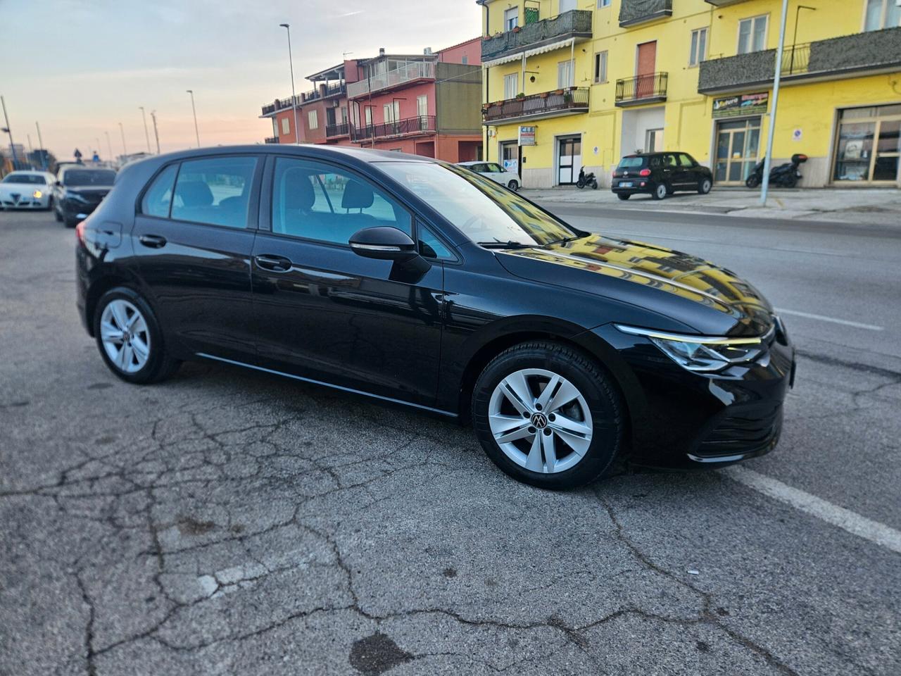 Volkswagen Golf 8 2.0 TDI 116cv DSG SCR Life