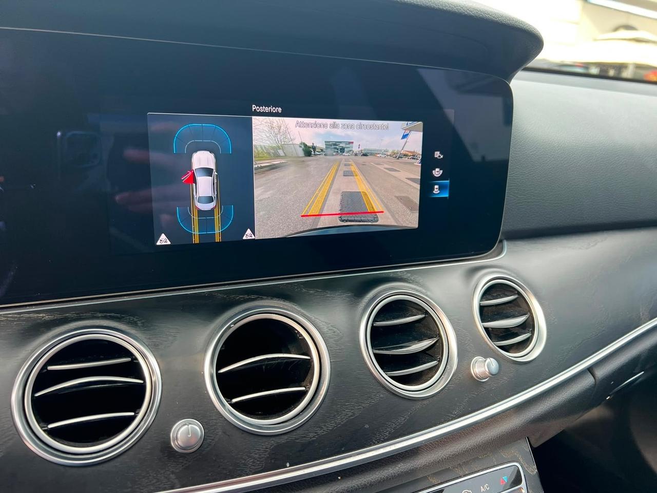 Mercedes-benz E 220 d Auto Business Sport