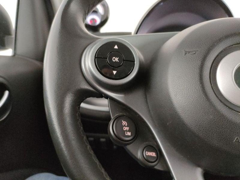smart fortwo Cabrio 1.0 Passion 71cv twinamic my18