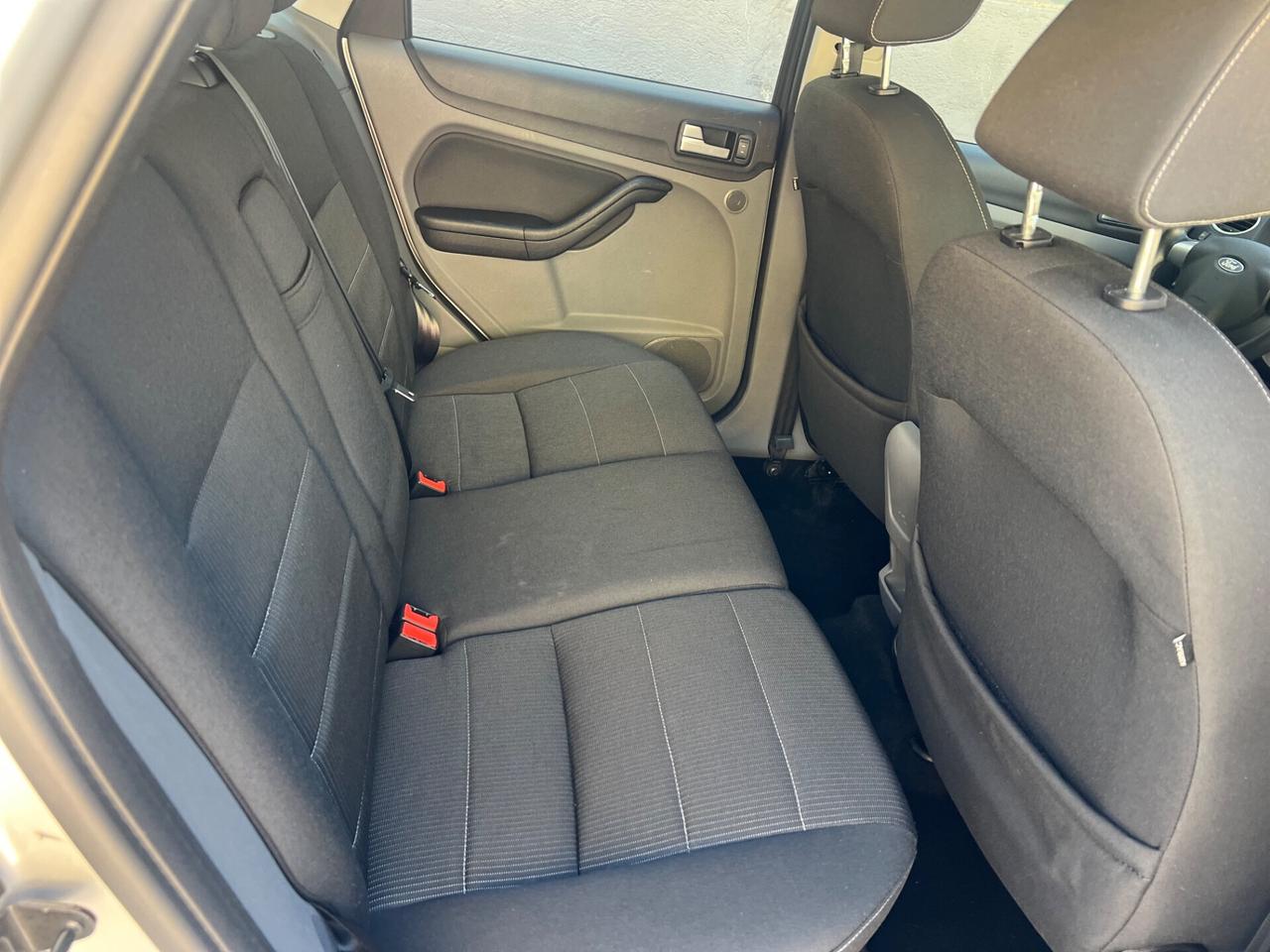 Ford Focus 1.6 TDC - GARANZIA 12 MESI