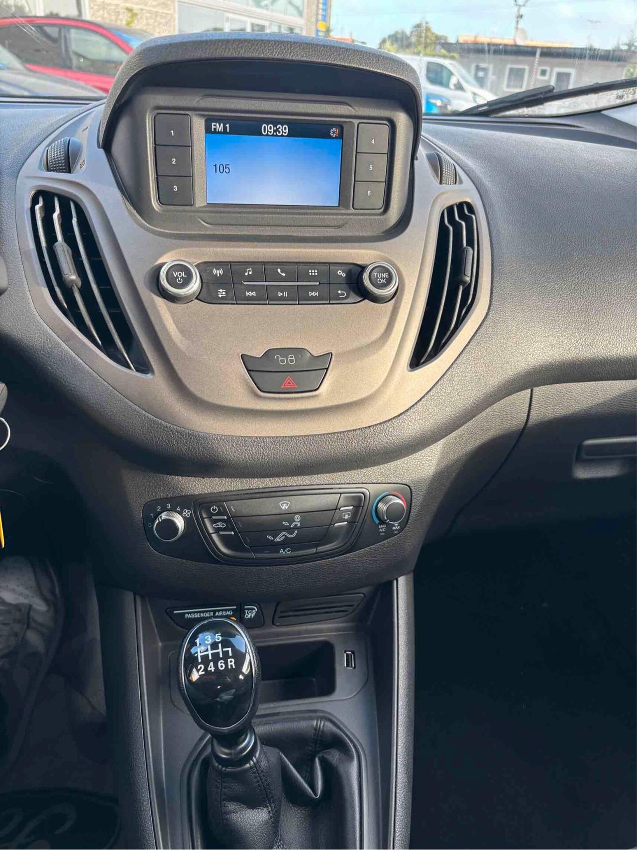 Ford Tourneo Courier 1.0 EcoBoost 100 CV S&S Plus