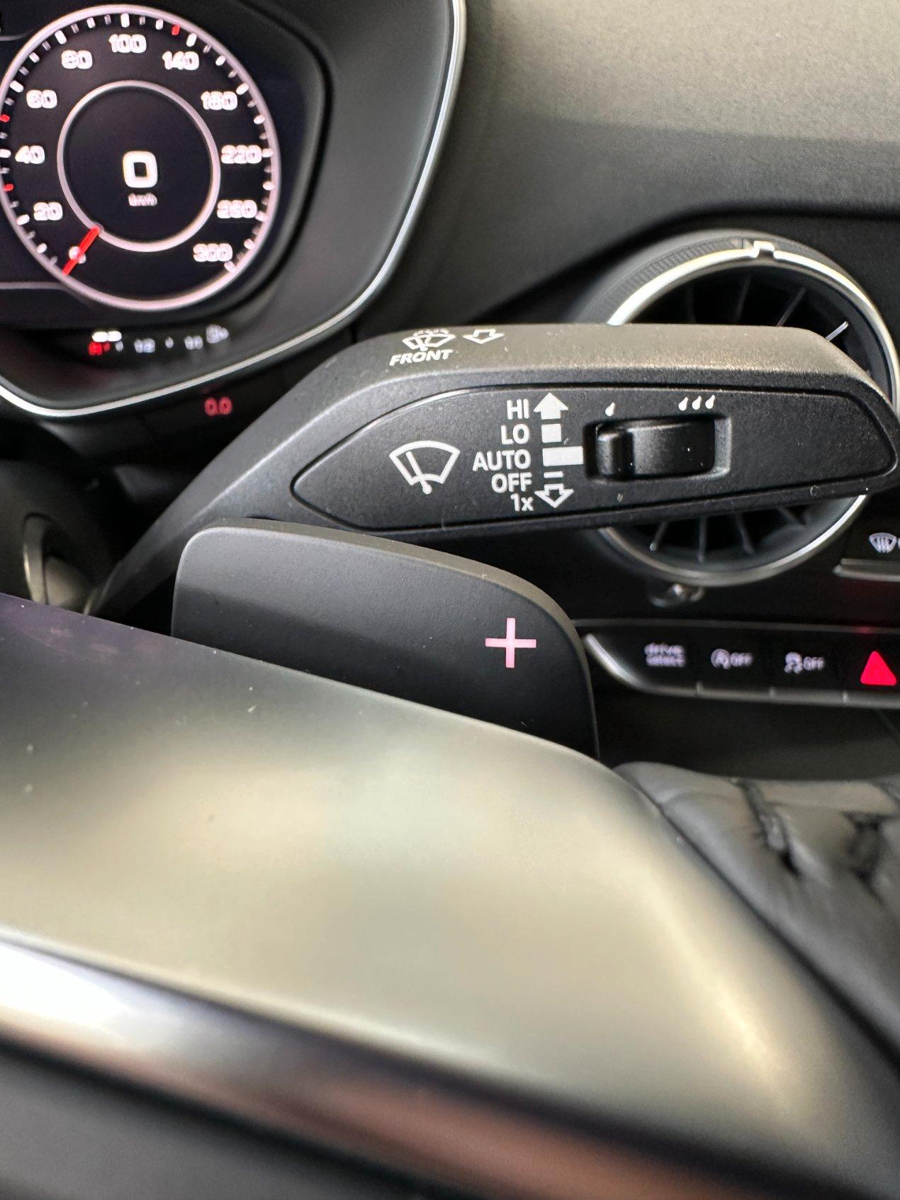 Audi TT Coupe 45 2.0 tfsi s-tronic-Matrix-19"-Camera-Carplay-Keyless