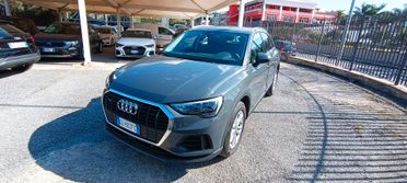 Audi Q3 35 TDI quattro Business