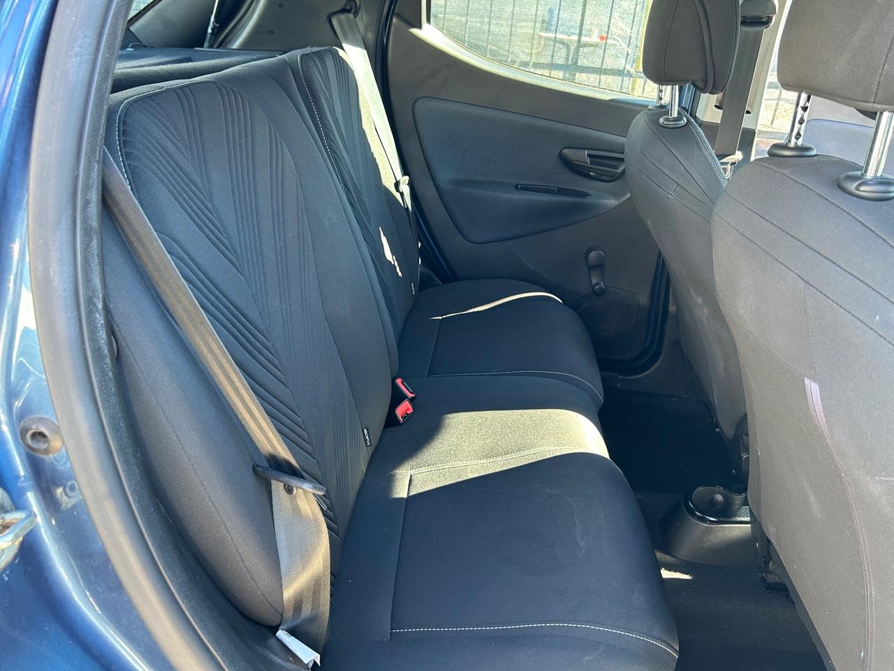 Lancia Ypsilon 1.0 FireFly 5 porte S&S Hybrid Ecochic Gold