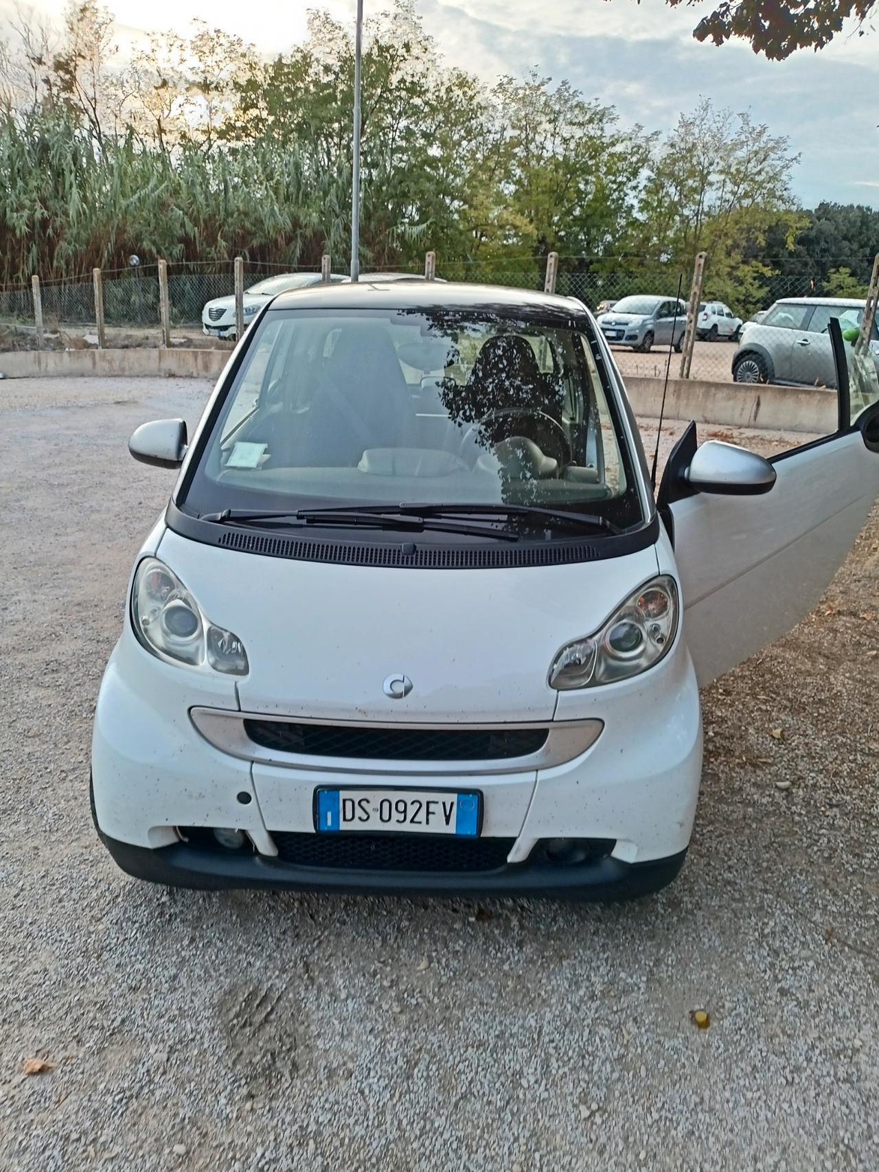 Smart ForTwo 1000 52 kW coupé pure