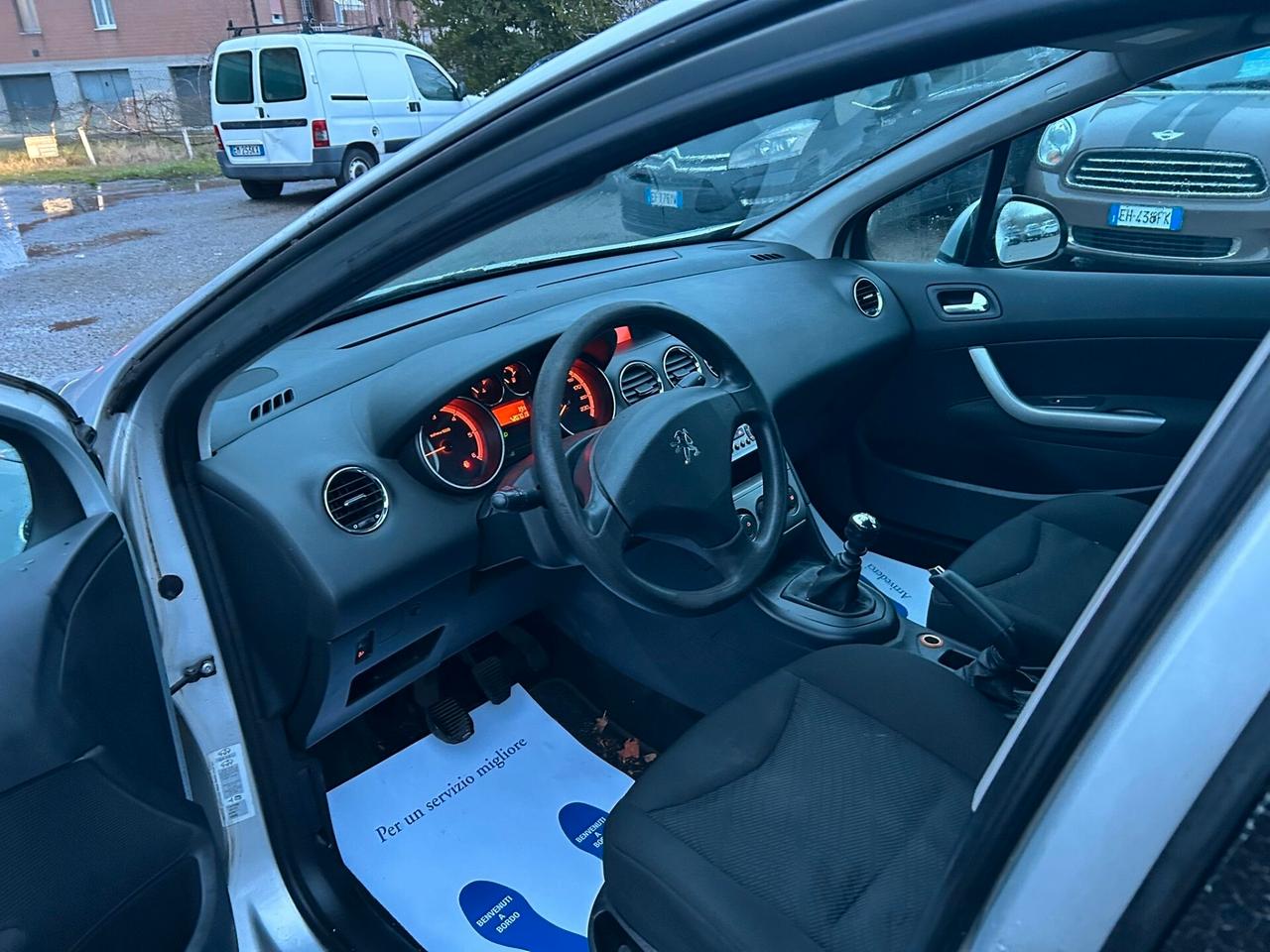 Peugeot 308 1.6 HDi 110CV SW Premium