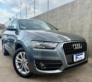 Audi Q3 2.0 TDI Advanced,Navigatore,Climatronic bizona,sensori di parcheggio,ecc.