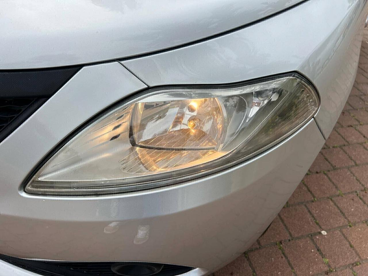 Lancia Ypsilon 1.2 69 CV 5 porte S&S Platinum