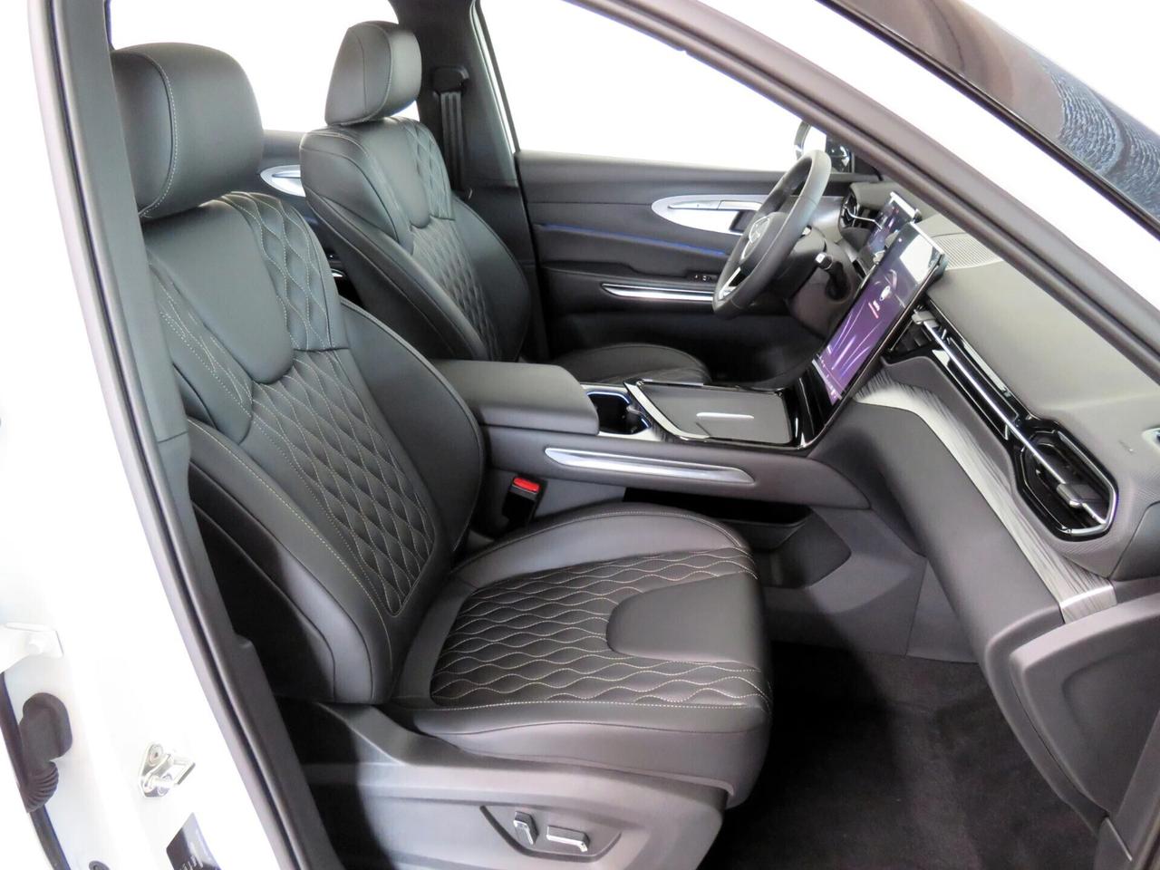 BESTUNE JOYEE 07 PLUG-IN|1.300 km · Garanzia 5 anni