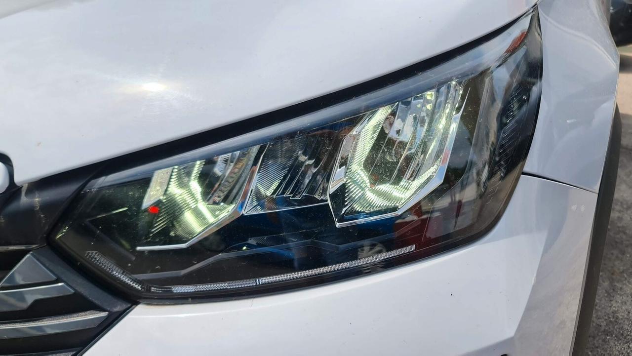 Peugeot 2008 PureTech 100 S&S Allure