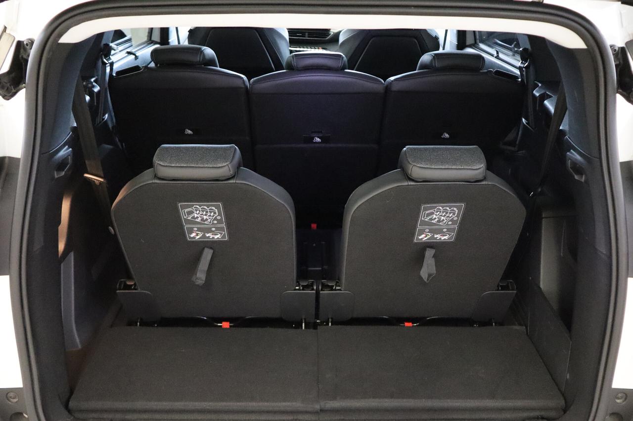 Peugeot 5008 1.5 BLUEHDI 130 CV 7 POSTI ALLURE PACK EAT8 CATENA 8 mm