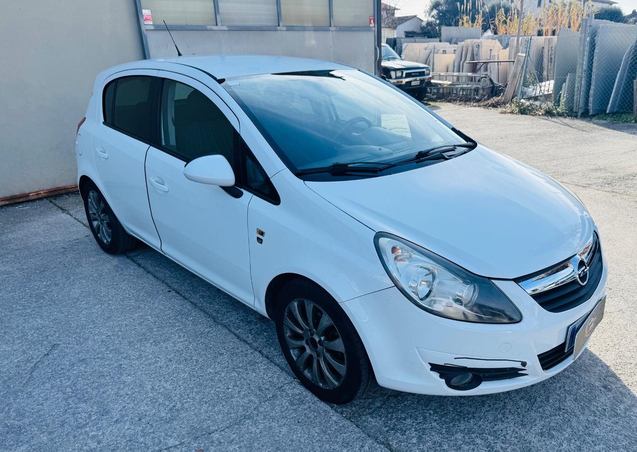 Opel Corsa 1.2 5 porte ok neopatentati