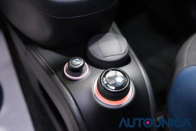 FIAT Panda CROSS 4x4 0.9 TWINAIR TURBO S&S NEOPATENTATI