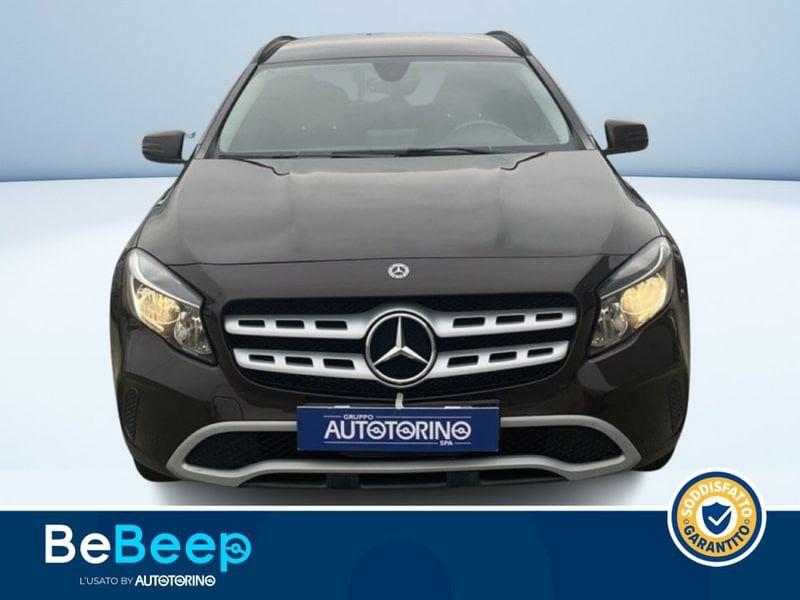 Mercedes-Benz GLA 200 D BUSINESS AUTO