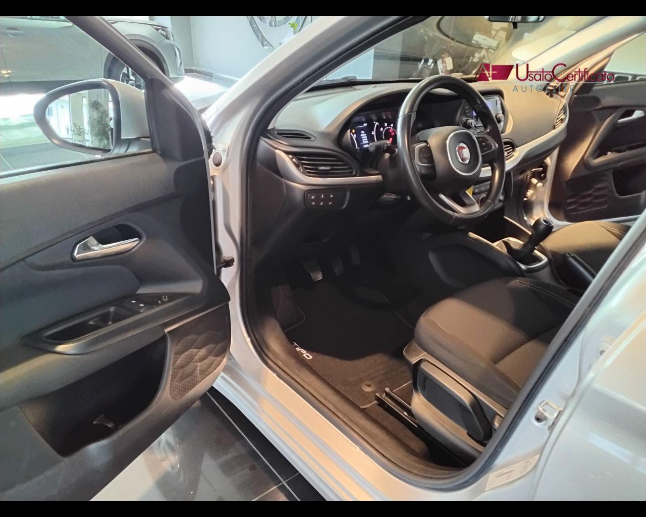 FIAT Tipo 1.3 Mjt S&S 5 porte Easy