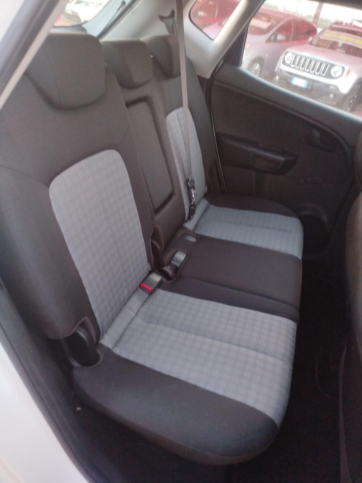 Kia Venga 1.4 CRDi 90CV Cool