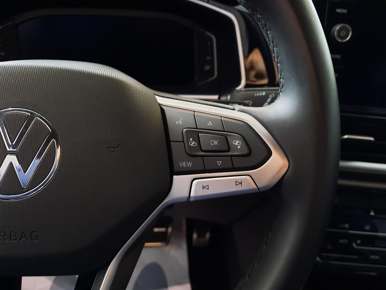 Volkswagen T-Roc 2.0 tdi scr 150cv r line dsg
