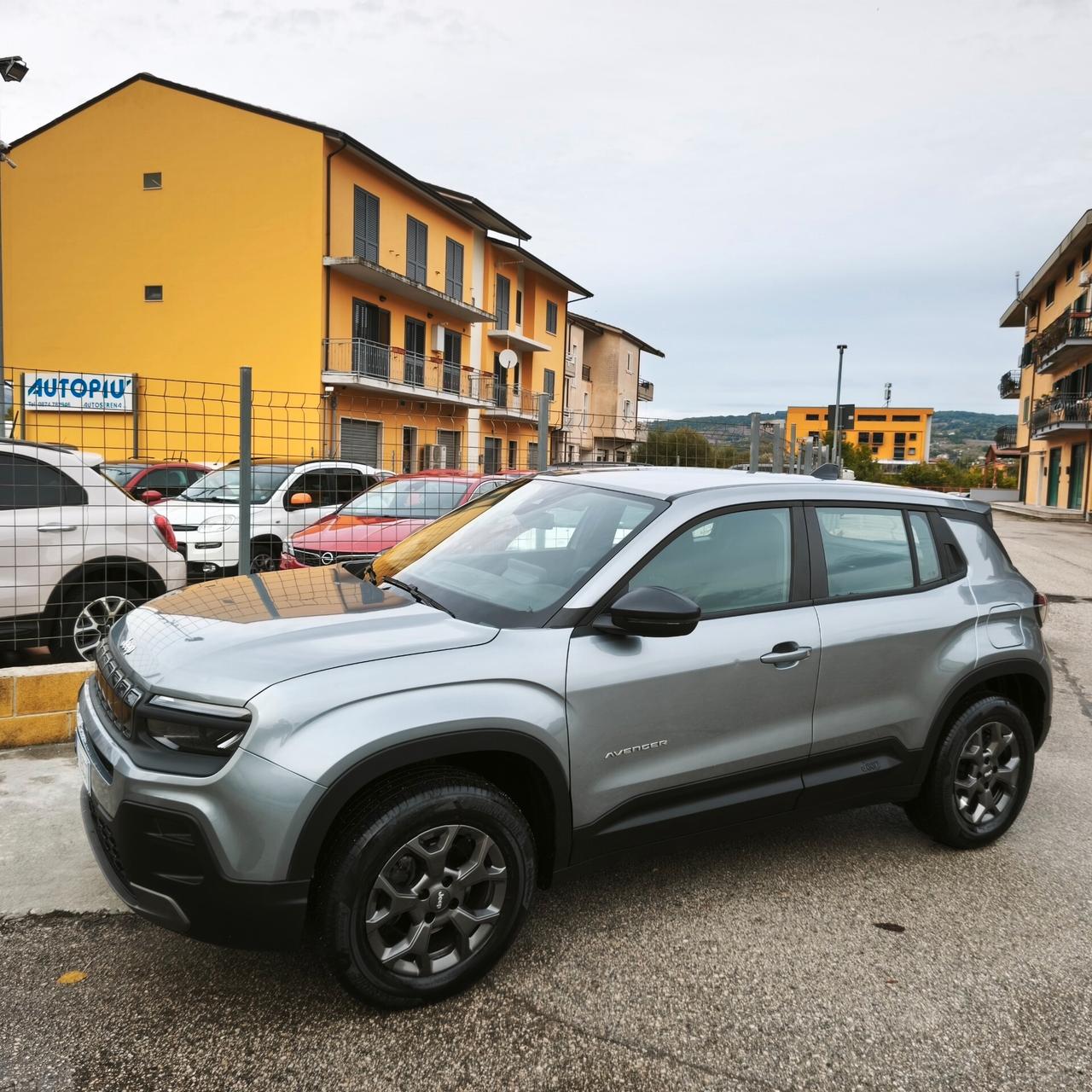 Jeep Avenger 1.2 Turbo 100 CV Summit