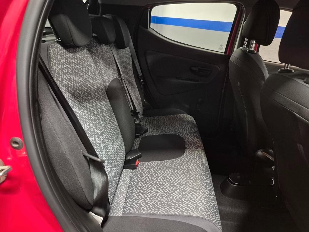 Lancia Ypsilon 1.2 69 CV 5 porte GPL Ecochic Silver