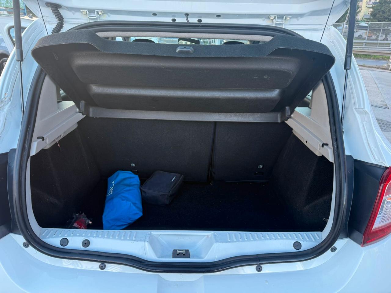 Dacia Sandero 1.2 GPL 75CV 2015 DA VETRINA