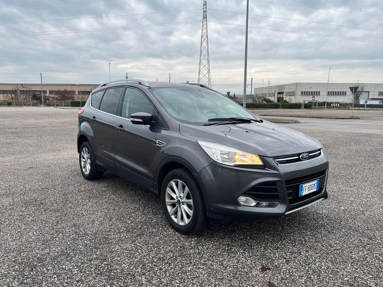 Ford Kuga 2.0 TDCI 150 CV S&S 4WD Titanium