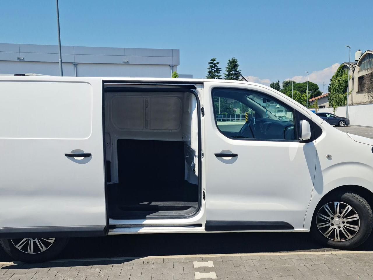 Peugeot Expert 75 KWH PRO #6077