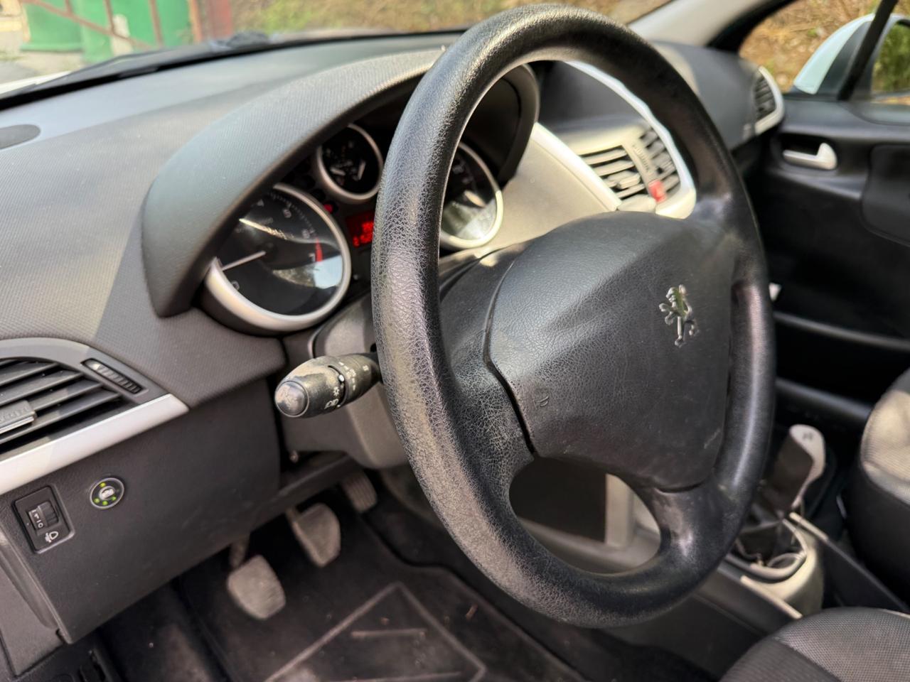 Peugeot 207 1.4 8V 75CV GPL