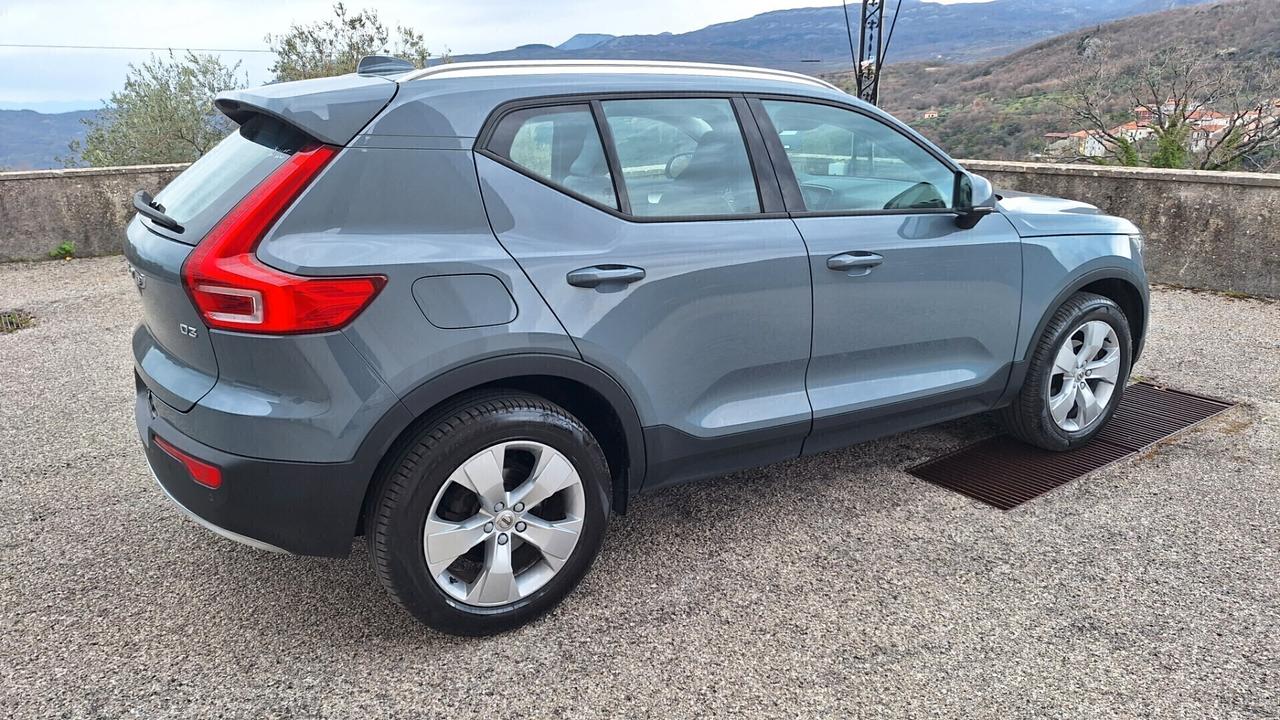 Volvo XC40 D3 Momentum
