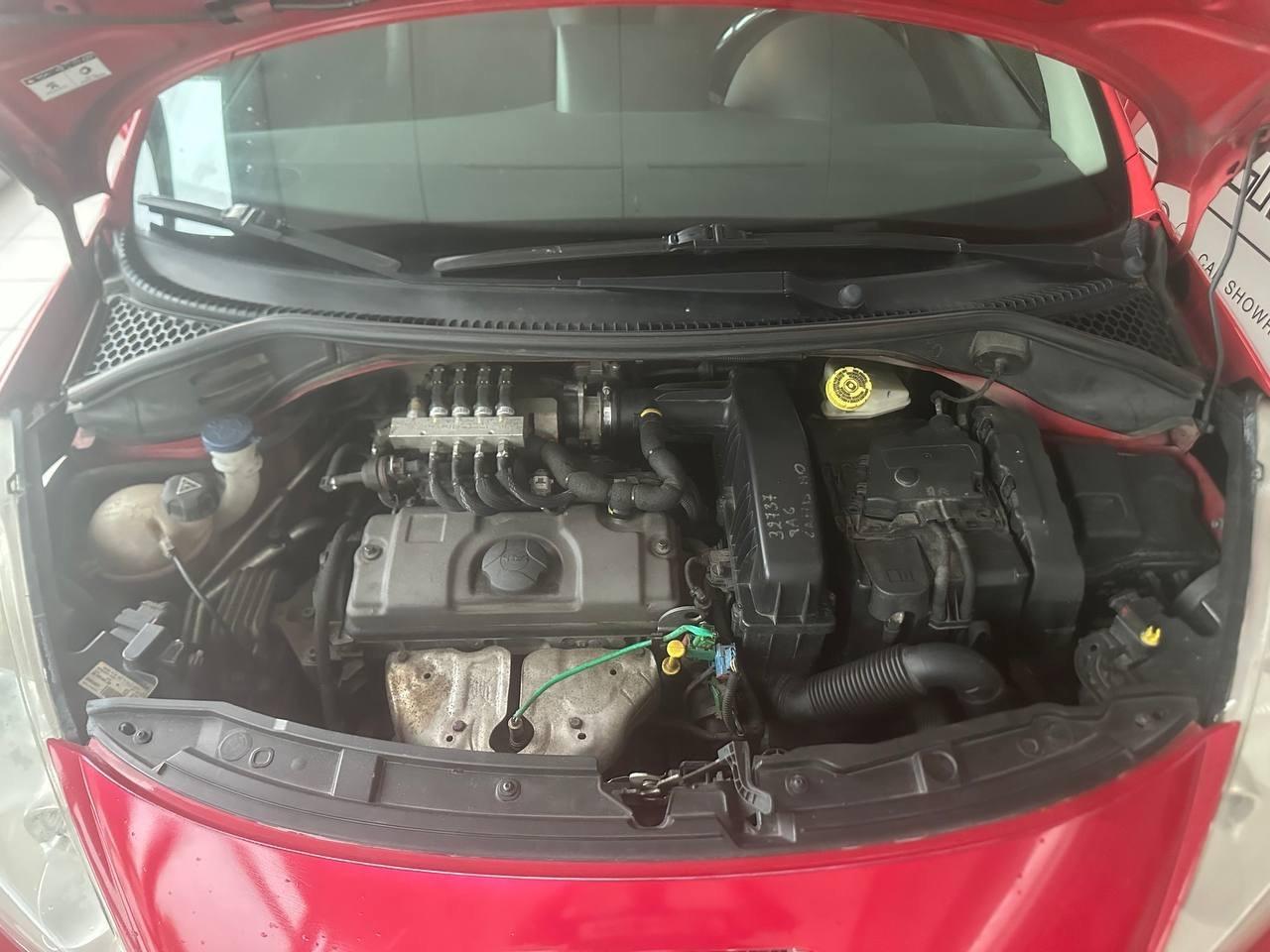 PEUGEOT 207 - GPL VALIDO 2033